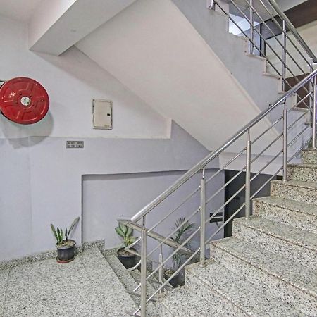 Hotel O Flagship Hotel Metro Star Near Lotus Temple New Delhi Exterior photo