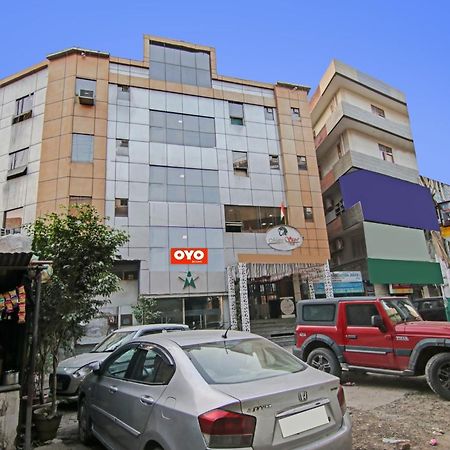 Hotel O Flagship Hotel Metro Star Near Lotus Temple New Delhi Exterior photo